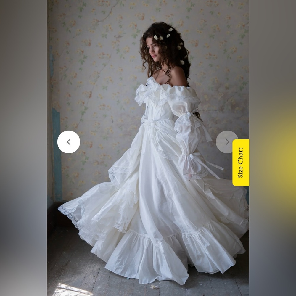 Selkie The Ivory Walz Gown